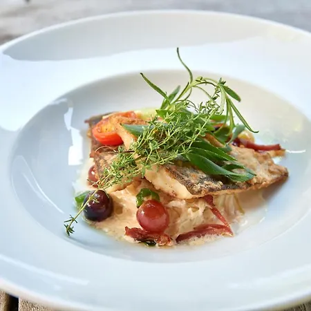 Отель & Restaurant Linde 3*