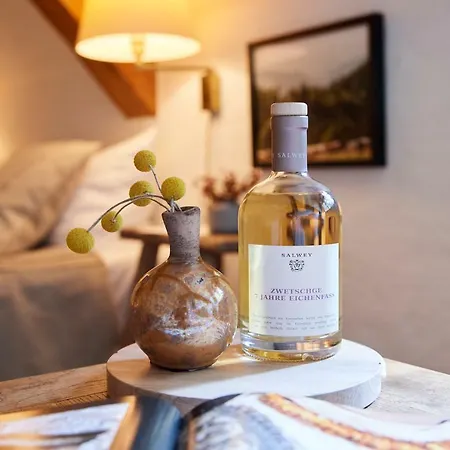 & Restaurant Linde Münstertal